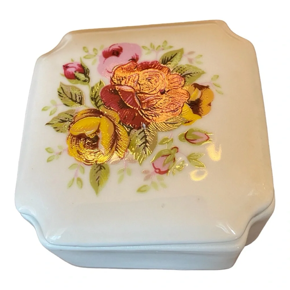 Vintage Porcelain trinket box with lid red yellow and pink roses EUC 2.5” x 1”